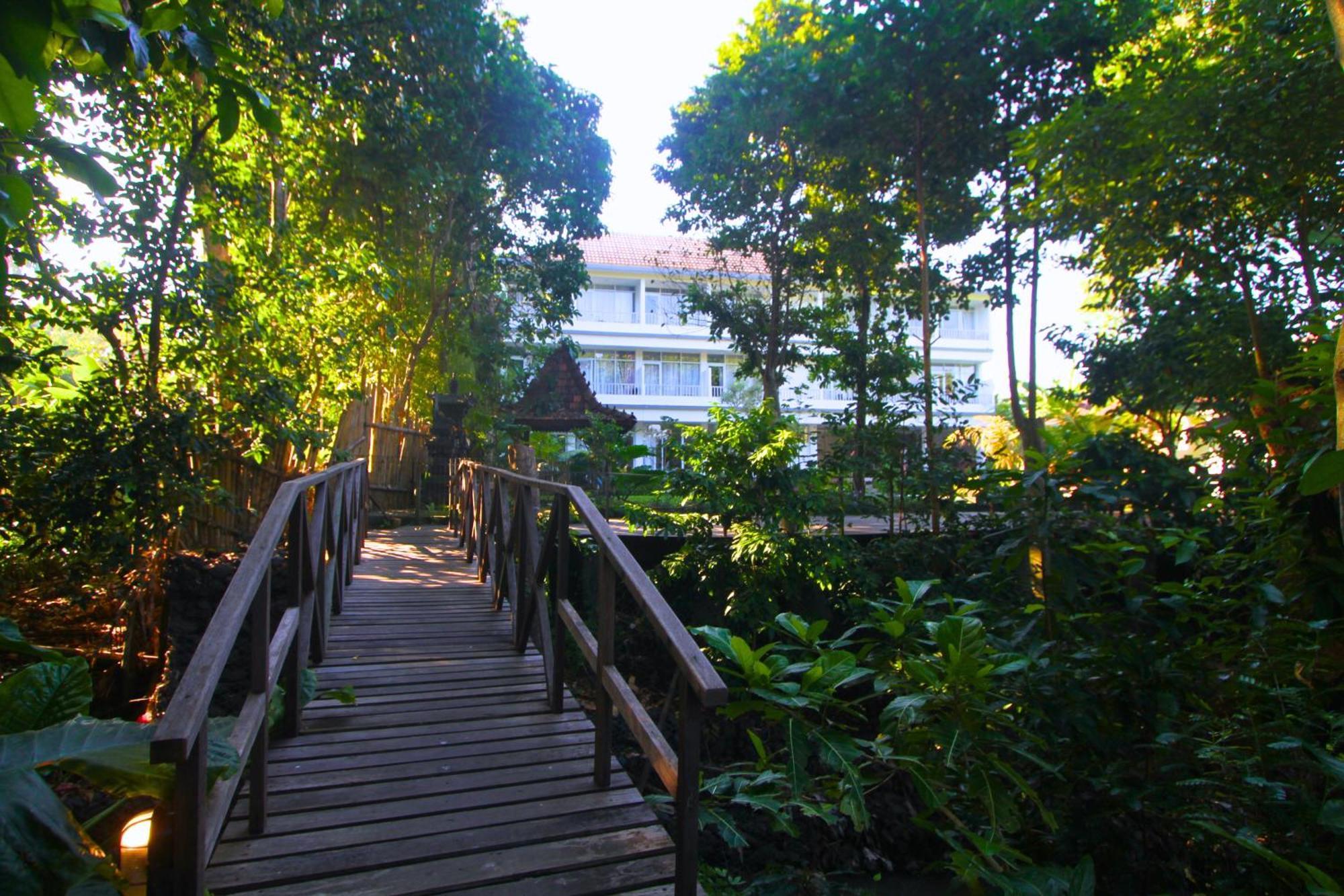 Mahamustika Riverside Canggu Eksteriør bilde